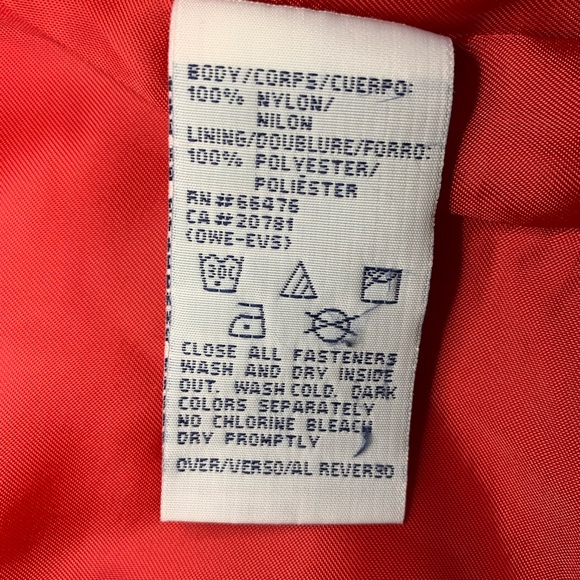 Tommy Hilfiger red puffer vest. Label shows Large, but fits like a Medium. - Picture 4 of 7